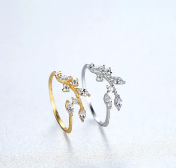 Bloom Chic Adjustable Zircon Ring